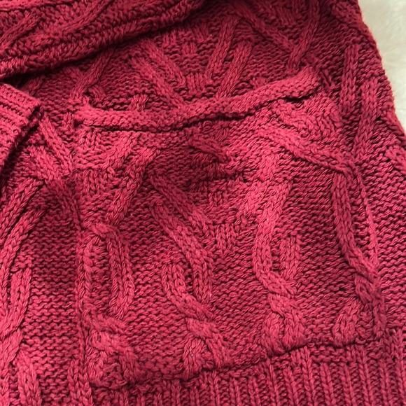 Ceo Femme Cable Knit ,Chunky Oversized Sweater Size S. Boho,Winter, Contemporary - Picture 7 of 10